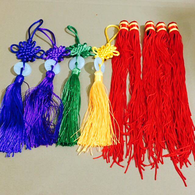 Paper edge 20 cm long lantern tassel festival handmade red lantern accessories handmade red tassel can be batched in large quantities