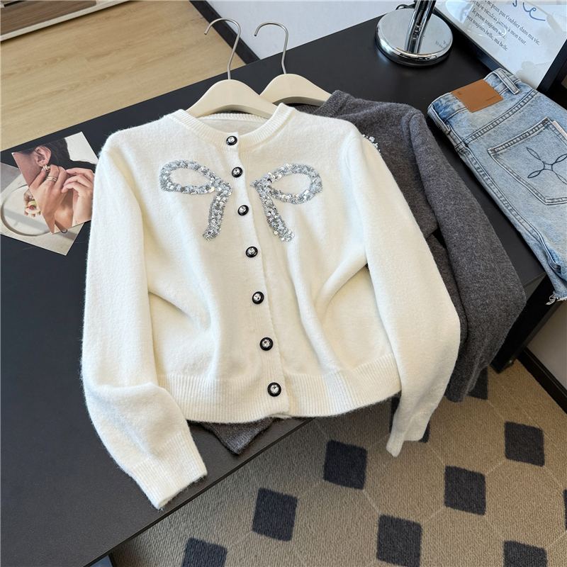 Spring and Autumn New Style Sequined Bow Sweater Coat, High-End Chanel-Style Short Knitted Cardigan Top, Light Luxury