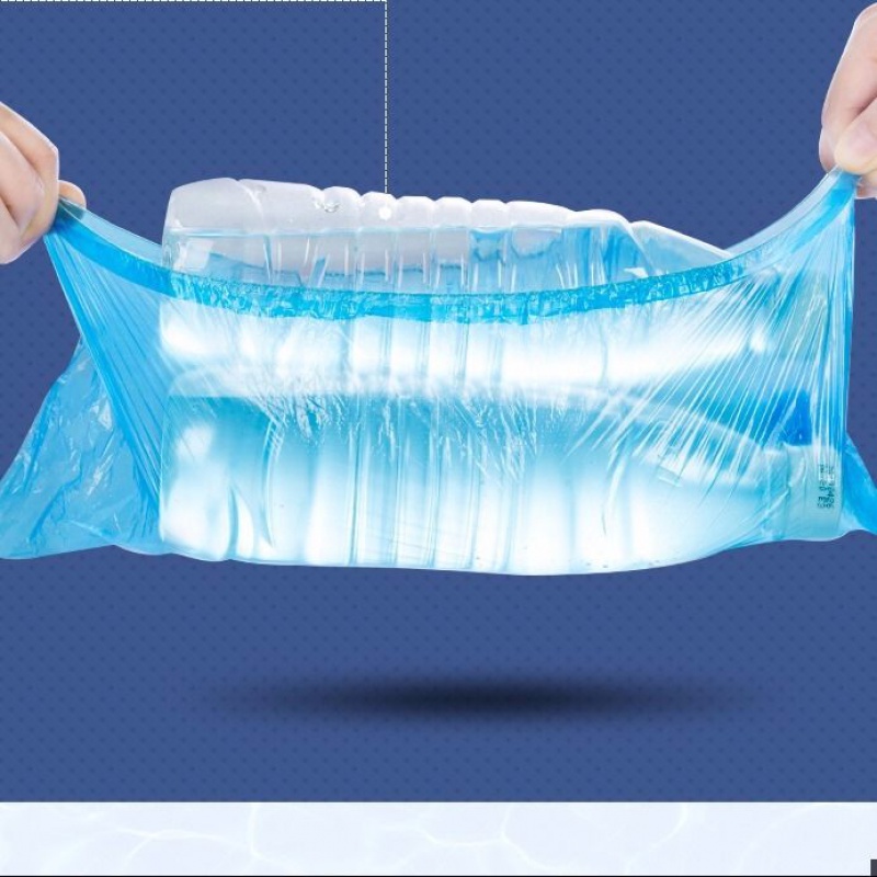 100 only disposable shoe cover thickened waterproof anti-smelly foot cover dustproof plastic cover for indoor guests in rainy days