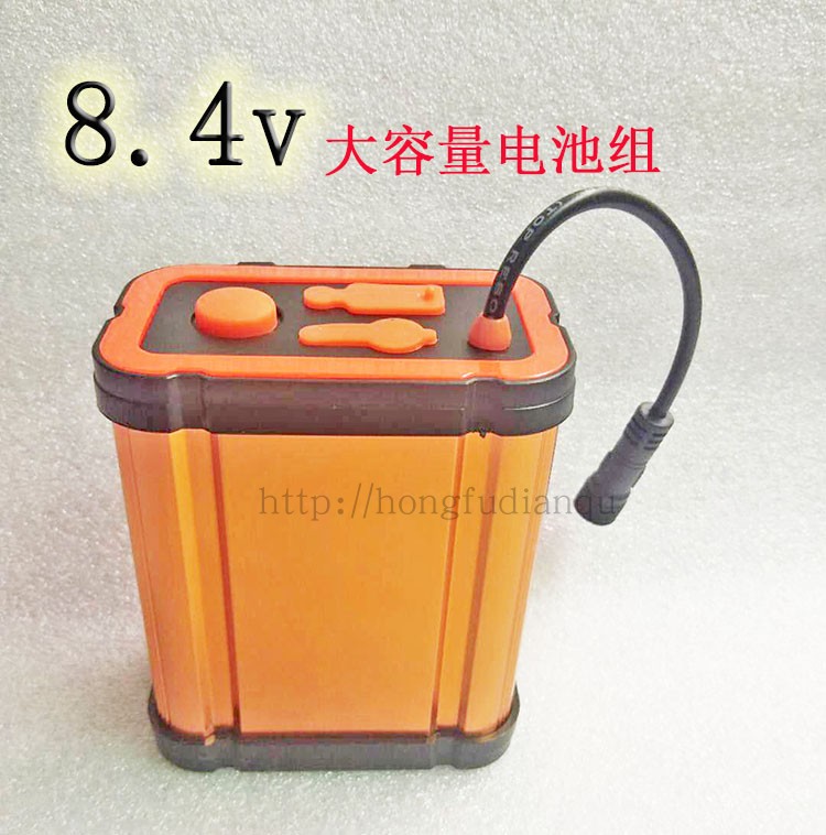 8 4v18650 large capacity lithium battery pack P50P70 strong light headlight bicycle light fishing light power supply Assembly