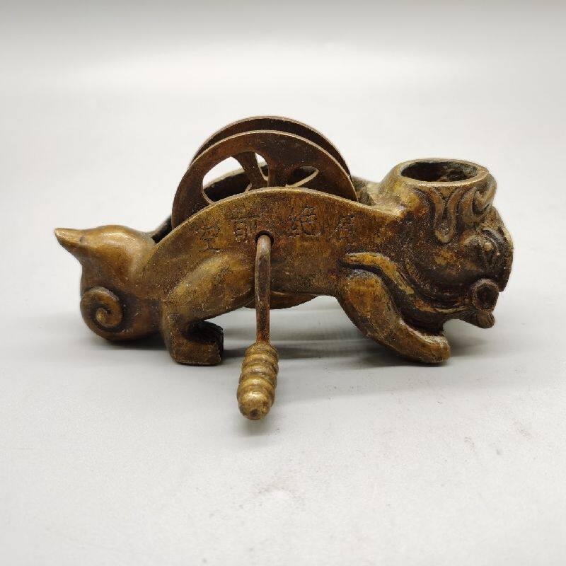 古玩古老皮殻真鍮墨斗銅器工芸品木工線器虎頭墨斗I 铜器兽头墨斗摆件古玩收藏民国老式铜个性墨斗线墨古代木工匠用品评价
