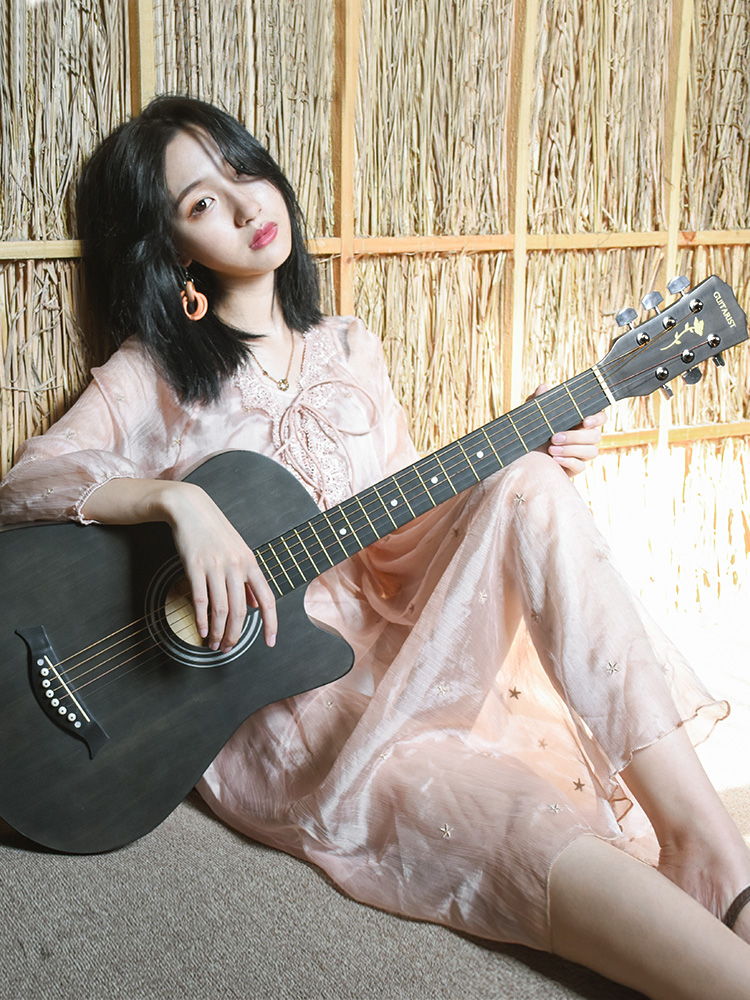 38 inch single board folk novice guitar Beginner male and female students special practice introduction acoustic guitar student musical instrument