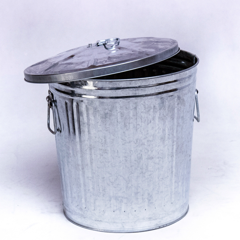 Galvanized Storage Bucket, Fruit Peel Outdoor Industrial Trash Can, Marine Embossed Lid, Flame-Retardant Round Sanitation Bucket, Iron
