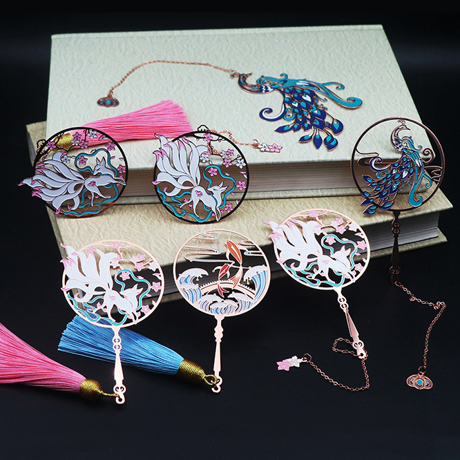 Creative Metal Bookmark Classical China Wind Palace Style Stationery Gift Box Prizes Students to send students with Chinese characteristics gifts with brass adorable vintage graduation gifts