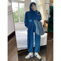 Old Mo classmate Zhang Zifeng yearning for life with retro Tibetan blue bar zipper sweater jacket