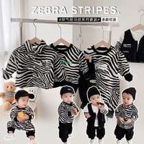 Baby boy 0-3 years old spotted mama pattern series spring wear baby foreign one-piece childrens vest cargo pants suit trend