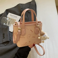 Розовая подвеска