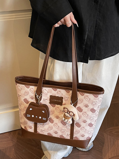 College Style Retro Cute Tote Bag Women's 2026 New Autumn and Winter Shoulder Bag Large Capacity Commuting Underarm Bag