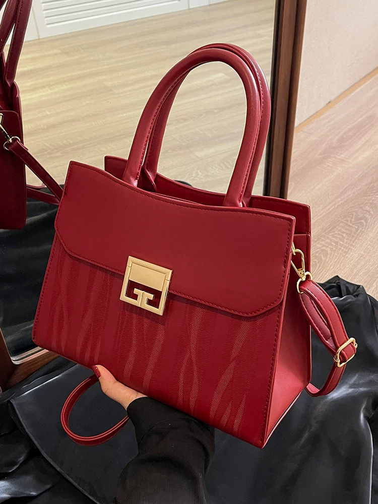 Модная красная сумка через плечо для невесты, униз высокого класса