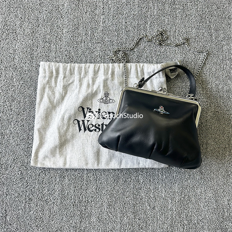 Vivienne Westwood/Queen Mother Lambskin Dumpling Bag Saturn Silver Buckle Chain Crossbody Bag