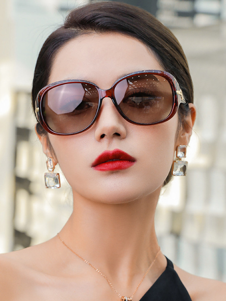 2026 New Polarized Sunglasses for Women, Fashionable and Trendy, Anti-Uv Sunglasses for Women, Large Frame, Round Face, Stylish Mom Glasses