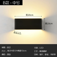 Коробка настенная лампа черная среда (теплый свет)