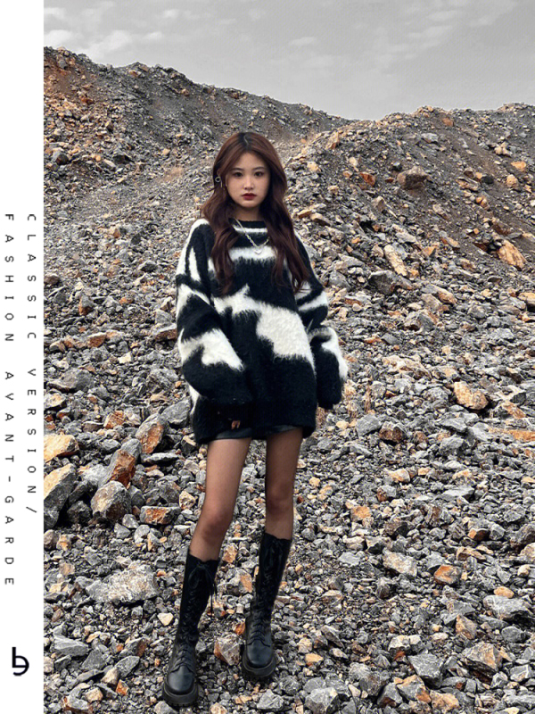 American Retro Lazy Style Asymmetrical Stripesd Loose Mink Sweater Oversize Sweet and Sassy Style Knitted Top American Retro Lazy Style Asymmetrical Stripesd Loose Mink Sweater Oversize Sweet and Sassy Style Knitted Top