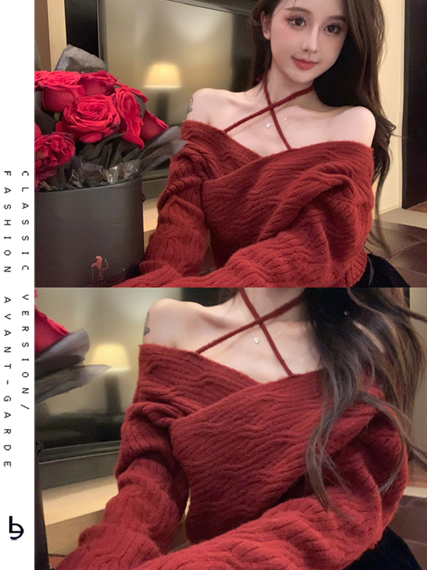 Christmas and New Year Red Design Strap Sweater for Women, Pure and Sexy Off-Shoulder Top with Exposed Collarbone, Knitted Top