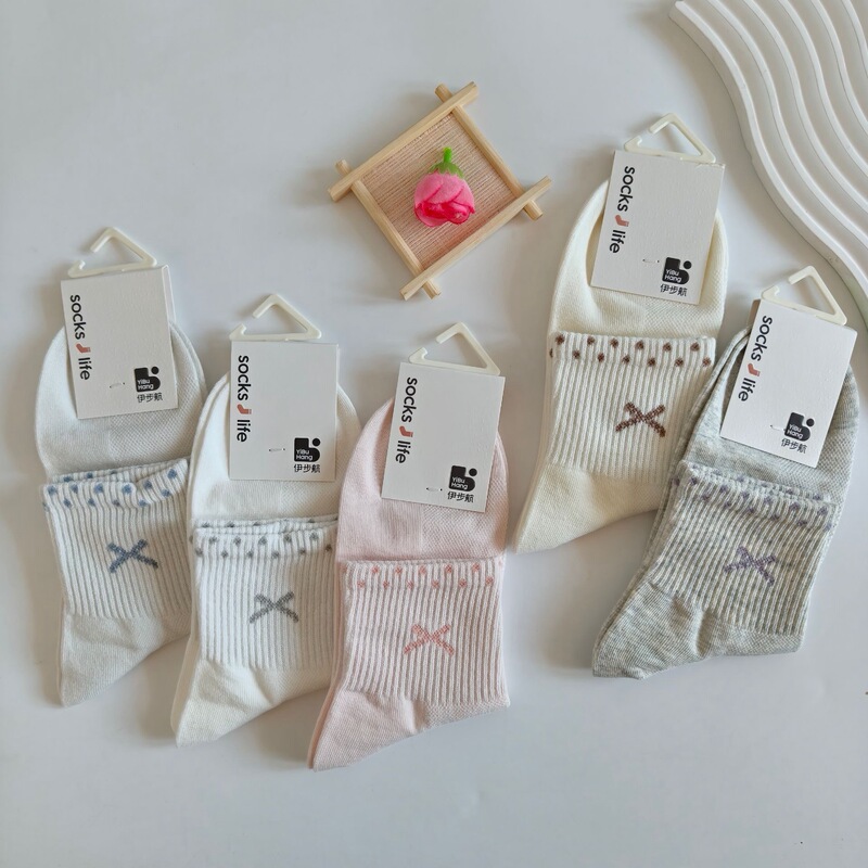 10 Pairs of Yi Bu Hang Spring/Summer Women's Sports Mid-Tube Mesh Socks, Machine-Made with Seamless Stitching
