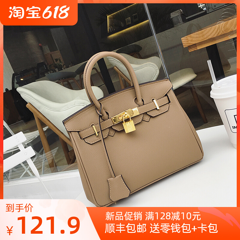 Hong Kong 100 Hitch Platinum Pack Full Leather Girl Handbag Carry-on shoulder Shoulder Inclined Satchel Bag Kylie Big Bag Girl 2022 New Fashion