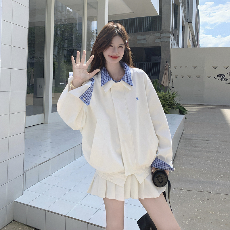 Early Spring Beautiful and Exquisite White and Blue Checkered Lapel Short Jacket, Loose Color-Blocked Workwear Top, Very Pretty Miu