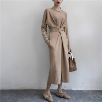 (Wonderful) autumn and winter bottoming knitted retro waist dress womens knee split skirt slim temperament thin inside