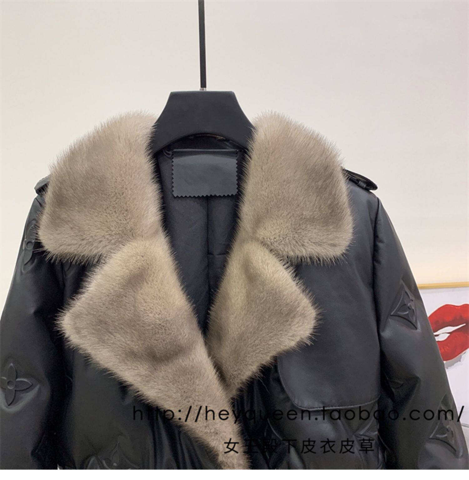 Кожаная куртка 2024年冬季新款真皮皮衣女短款羽绒外套加厚水貂毛领印花宽松显瘦