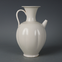 Tang Xing kiln Ying style melon-edge jug and wine flask antique antique old goods second-hand goods one picture one thing folk collection white glaze