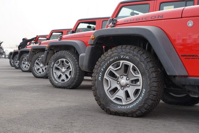 Ko3 Bailichi Ko2 All-Terrain at Off-Road Tire 265/275/35X12.5/70R17 285/55R20