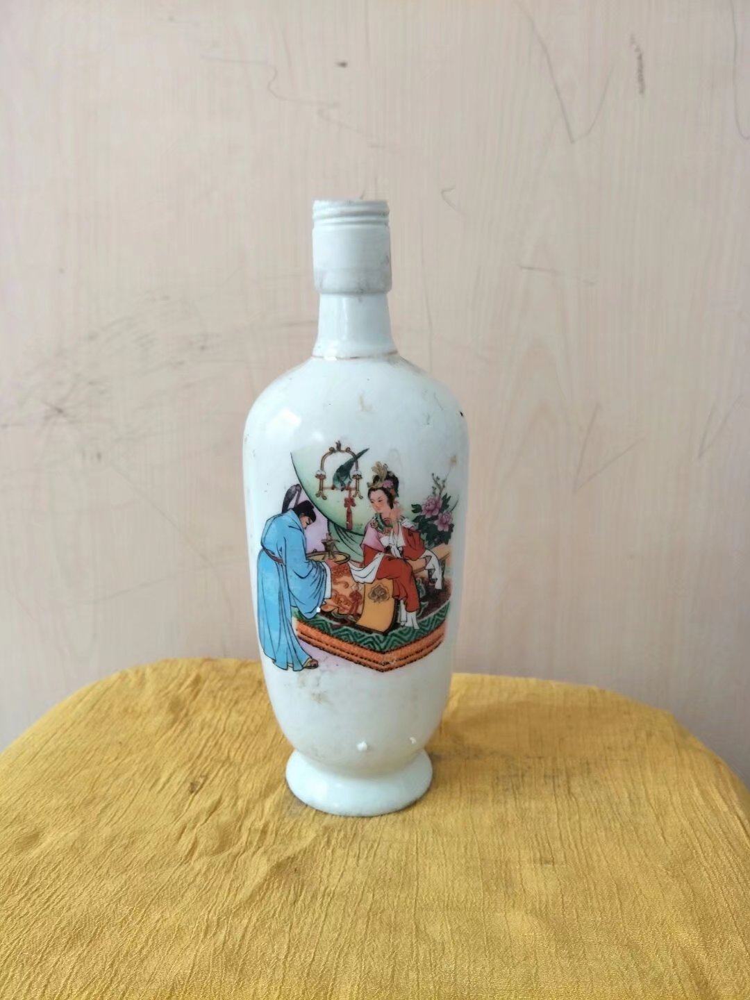 Wine bottle wine bottle collection Old wine bottle ceramic wine bottle empty wine bottle Double face picture wine bottle complete no lid-Taobao