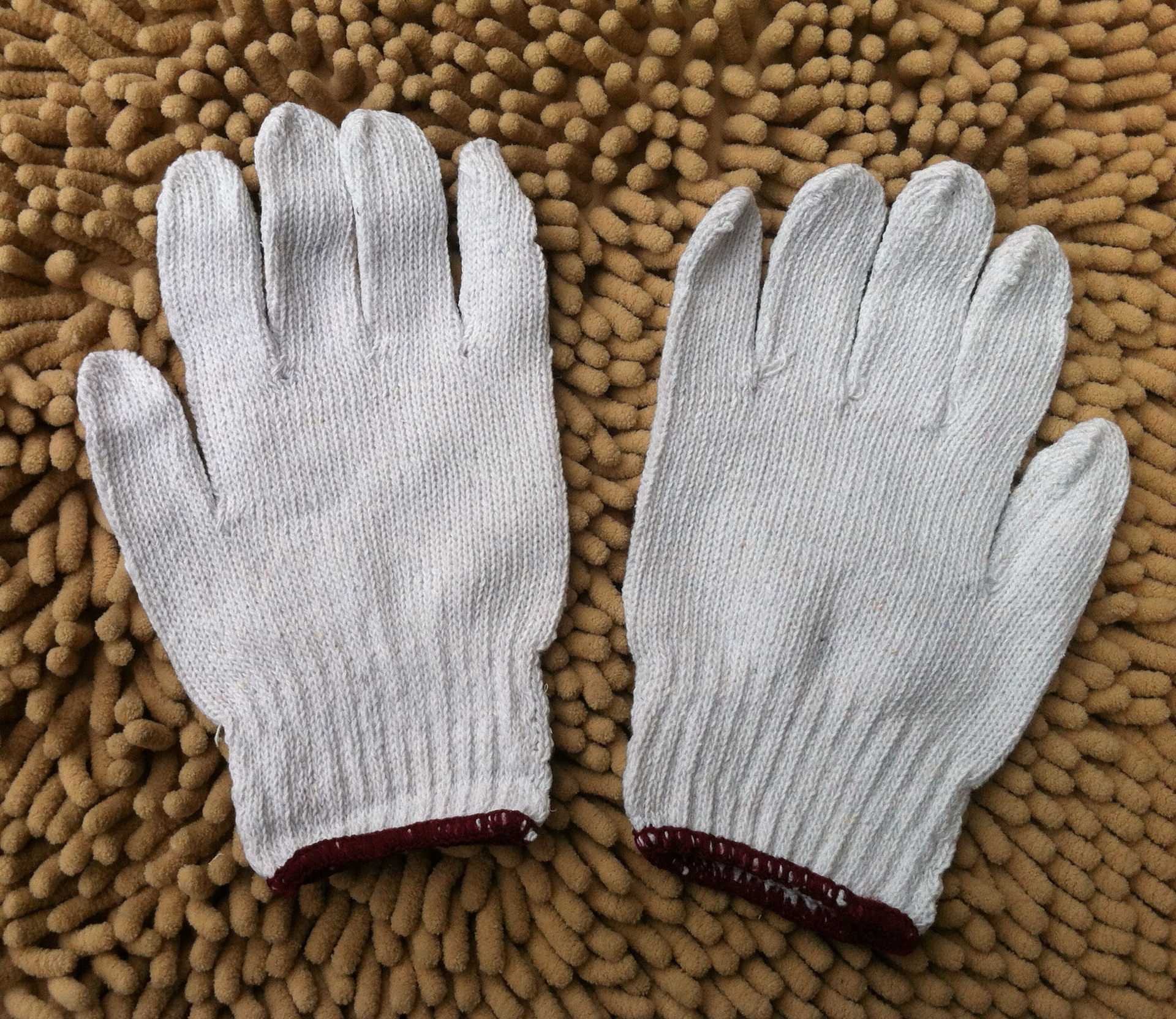 L053B Labor gloves 12 shipments of labor gloves cotton yarn Yi DMB 2 yuan supermarket