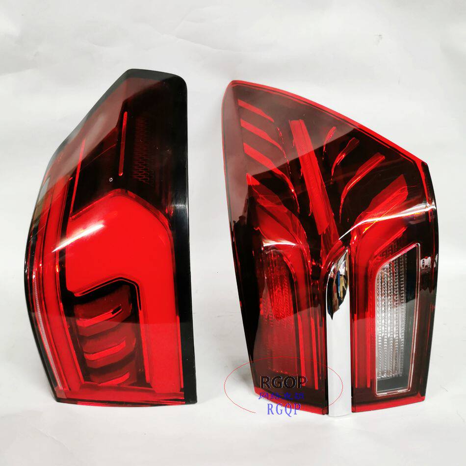 Suitable for Rongwei RX5 eRX5RX5MAX original rear tail lamp assembly brake direction light rear fog lamp