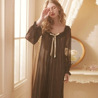 Черный (классический воротник)