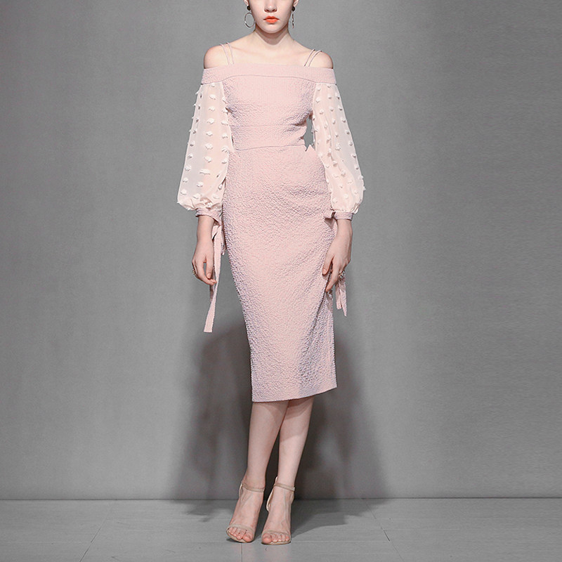 秋季气质修身长裙露肩显瘦中长款蕾丝长袖连衣裙女装秋装2017新款