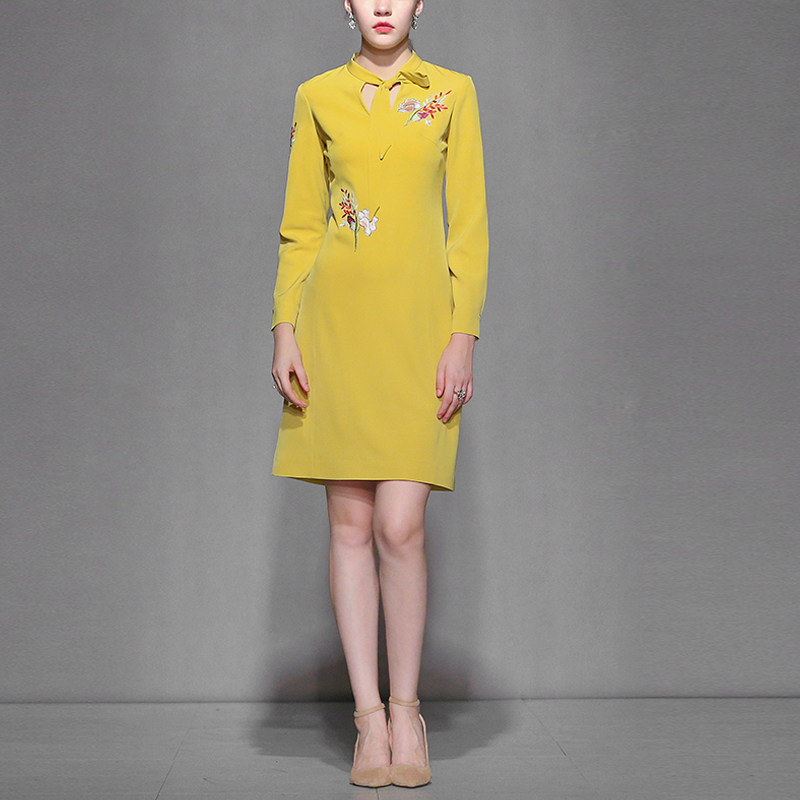 秋季气质名媛修身裙子长袖显瘦中长款印花连衣裙女装秋装2017新款