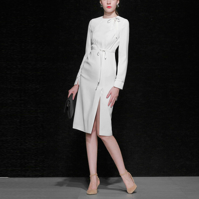 2017秋装新款女装潮流时尚气质圆领收腰显瘦开叉系带白色连衣裙