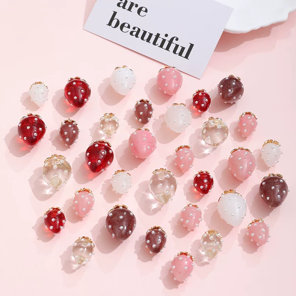 Товары от 魔王咚市集