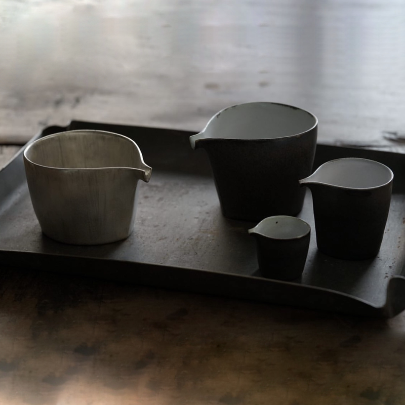 Japanese Popular Pottery Artist Ando Yasuki Is a Tea Utensil Maker Who Values the Beauty of Daily Life in the Tea Ceremony and Zen Buddhism