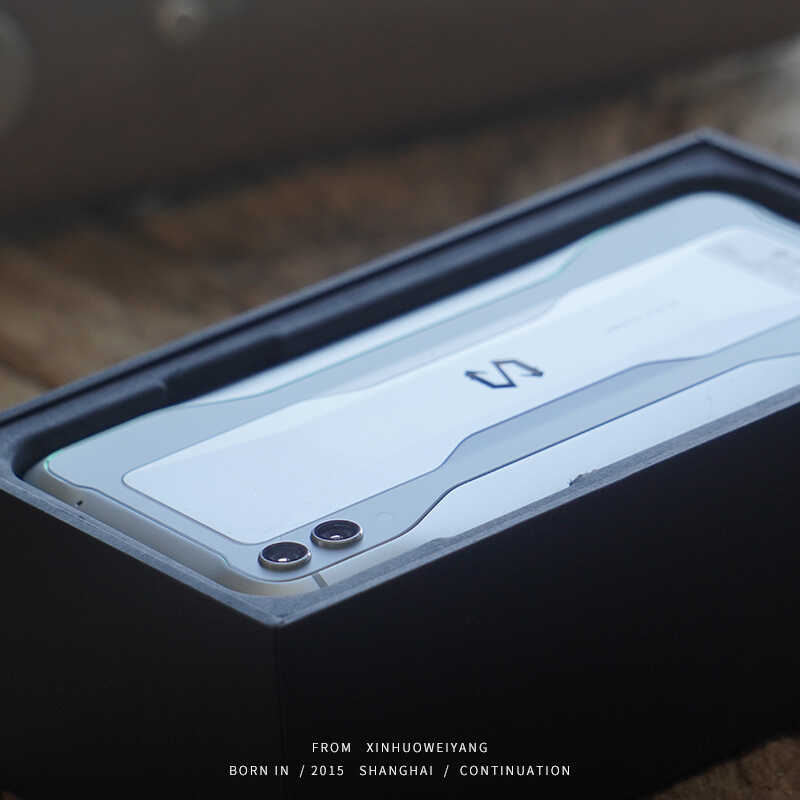 心惑未央18年 黑鲨 黑鲨游戏手机 2 罕见 库存全新 三码合一 收藏