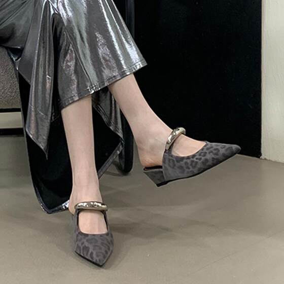 包头拖半拖鞋女2025新款春季穆勒鞋凉拖女鞋坡跟鞋子高跟尖头单鞋