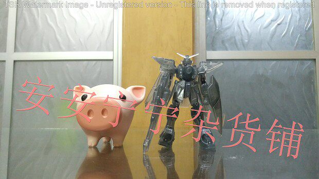 Tranquil Mom MIA Hong Kong Limited Flying Wing Transparent Smoke No Box