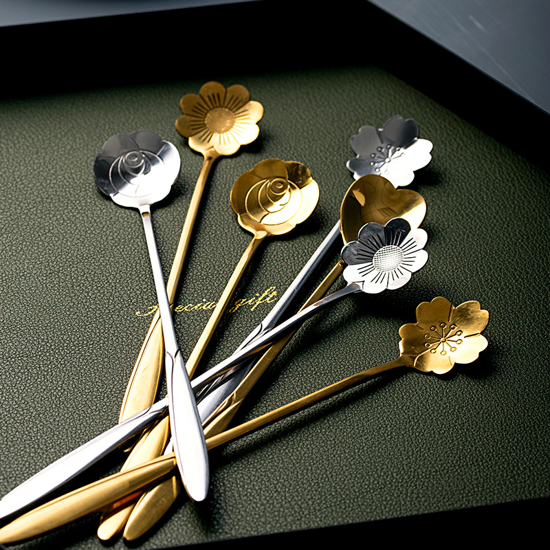 Lovely net red cherry blossom sweet spoon Nordic creative stainless steel long handle Loving Spoon Milk Tea Coffee Stirring Spoon
