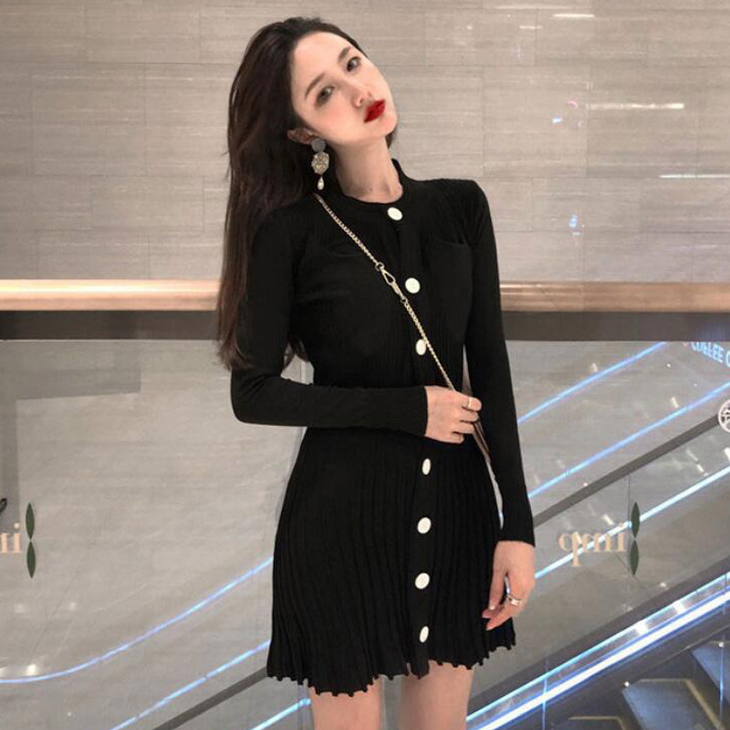 Autumn Clothing 2021 New Cashew Style Retro Long Sleeves Small Black Dress Round Collar Bottom Knit Foreign Dress Lady Autumn Winter