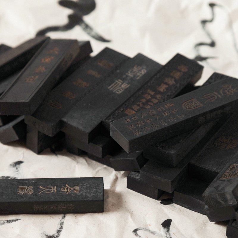 20-Year-Old Ink Sticks from an Old Ink Factory, Pure Handmade Oil-Soot Ink Blocks, Aged Ink for Practicing Calligraphy and Traditional Chinese Painting, Inkstone for Grinding and Inking, Ink Sticks, Ink Juice, Old Ink, Oil-Soot Ink, Hui Ink, Collectible Aged Ink