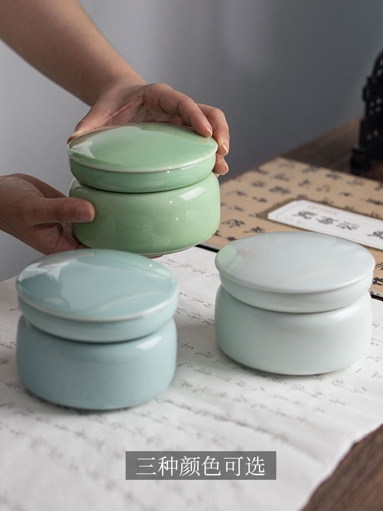 Celadon Inkstone for Calligraphy, Special Inkstone for Practicing Calligraphy, Ink Dish for Holding Ink, Ink Box with Lid, Double-Ring to Prevent Ink Drying, Creative Ceramic Inkstone, Pen Washer, Pen Licking Bowl, Calligraphy and Chinese Painting Supplies, Study Room Decoration