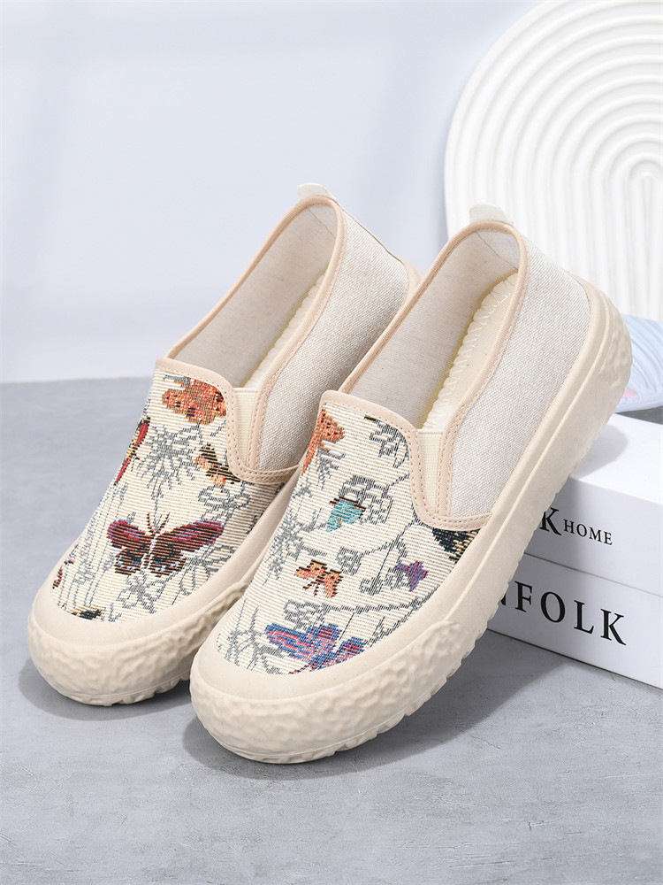 Spring and Autumn Old Beijing Cloth Shoes New Style Canvas Shoes for Women Breathable Soft Sole Versatile Casual Shoes Fashion Slip-On Lazy Shoes