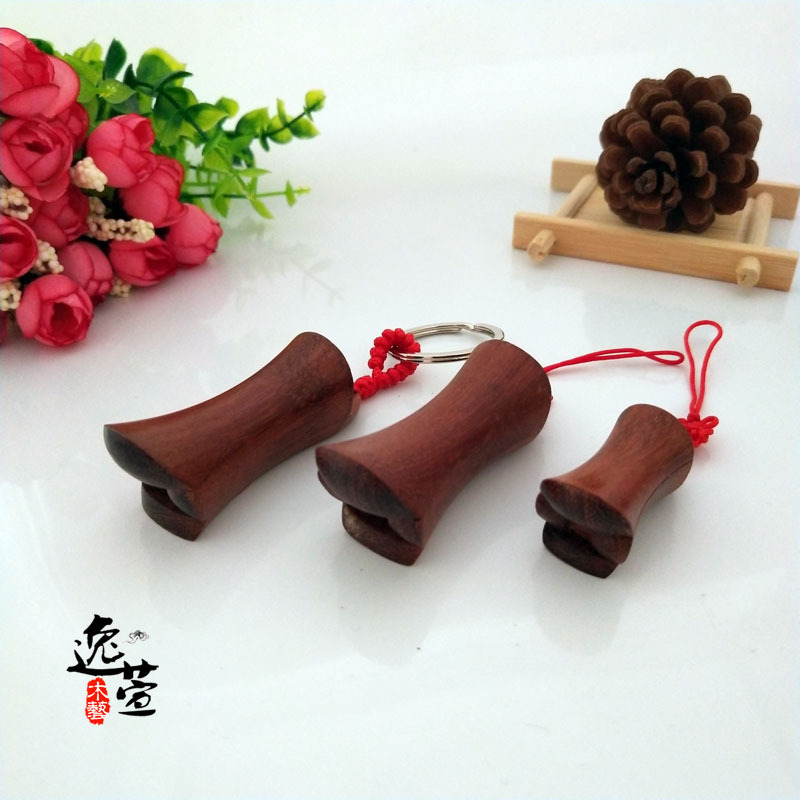Yixuan Wood Art Liuzhou Coffin-Shaped Red Sandalwood Small Leaf Rosewood Wax Lacquer Glossy Car Keychain Necklace Pendant Internet Celebrity Accessory