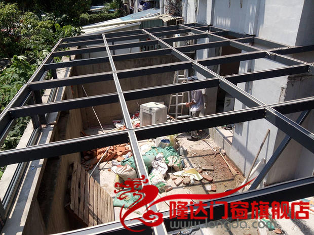 Shanghai greenhouse Aluminum alloy door and window glass greenhouse production Glass room aluminum alloy greenhouse production