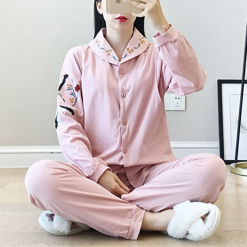 Bà bầu đồ ngủ mùa xuân và mùa thu cotton sau sinh quần áo điều dưỡng quần áo mùa thu kích thước lớn xả quần áo dịch vụ nhà cho con bú - Giải trí mặc / Mum mặc