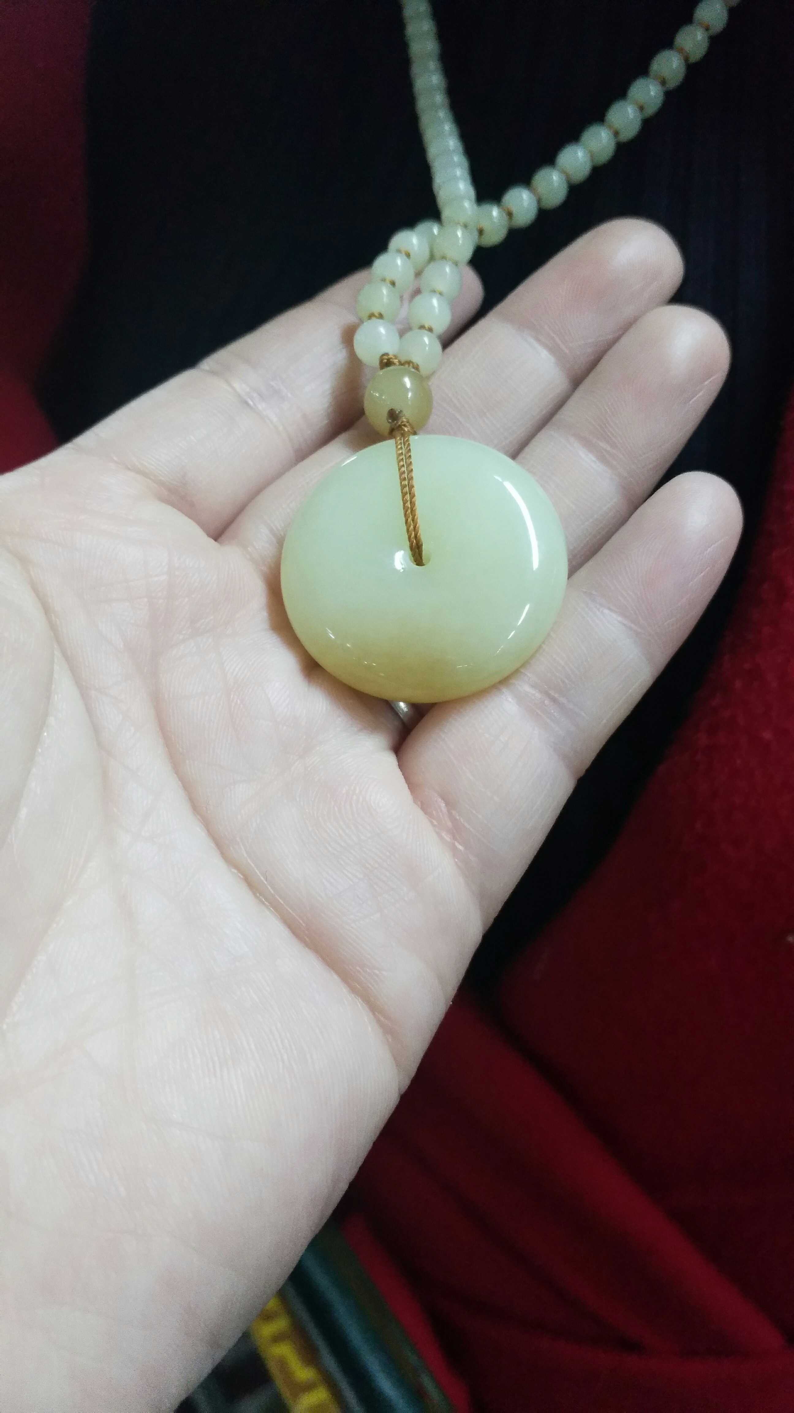Natural Boutique Yellow White Old Jade Wool Clothing Chain Safety Buckle Pendant Pendant Pendant Production Zone Jade ten Appraisal Certificate