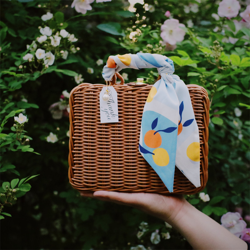 Wedding accompanied by the bridesmaids accompanied by the bridegroom Eushudan upmarket Red Retro Practical suitcases Gift Boxes Empty-Taobao