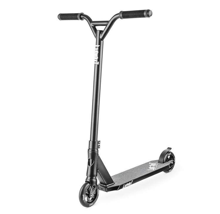 Hạn chế cao cấp màu đen cực kỳ thể thao Scooter thời gian giới hạn đặc biệt của SF - Trượt băng / Trượt / Thể thao mạo hiểm giày có bánh trượt