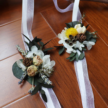  Forest dried flowers Wrist flowers Retro flowers Bride bridesmaid hand flowers Literary and art holiday immortalized flowers Wedding wedding supplies