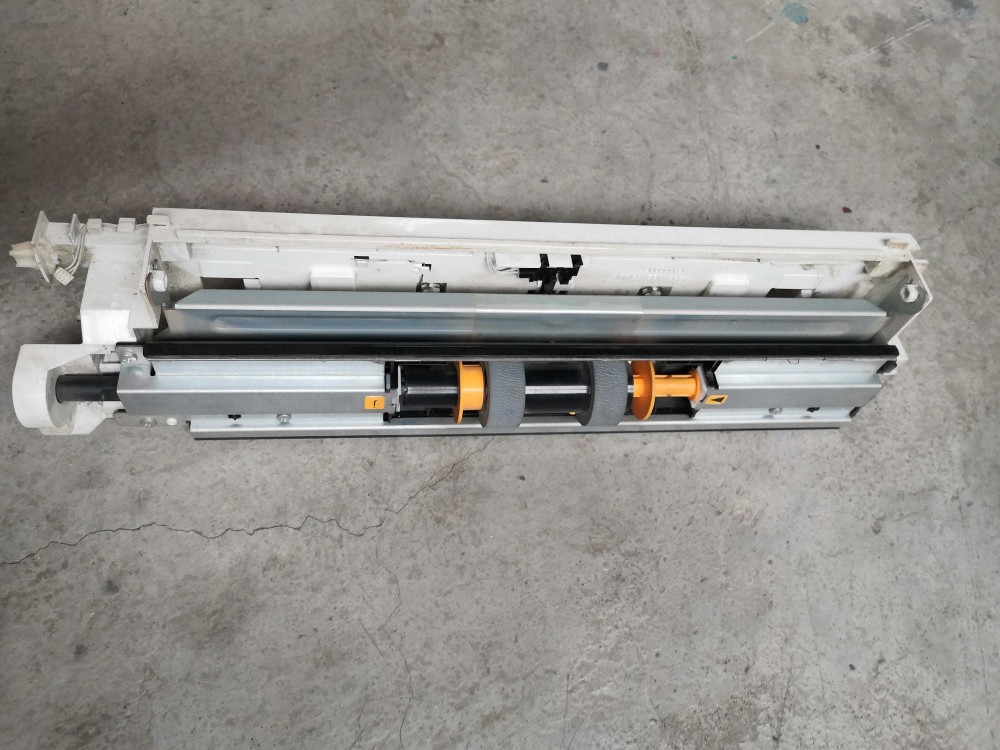 Original fitting Kyocera 6025 6525 6530 6530 3010i 3510 paper box rubbing paper wheel component rubbing paper machine into paper machine